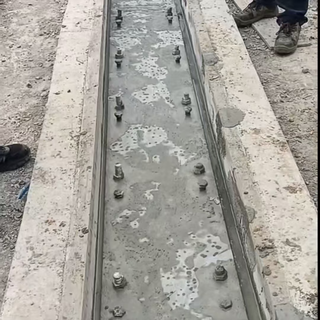 万盛环氧树脂轨道胶泥是什么？用在哪里？